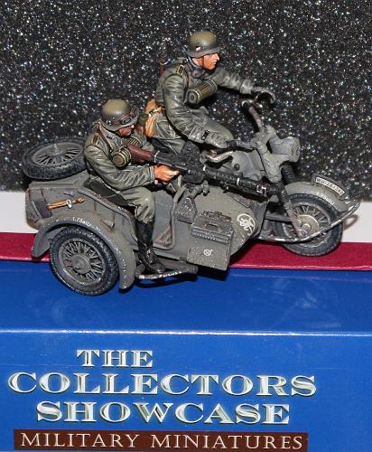 52_Fig.-Gruppe_Fa.Collectors bei Ralf Rothermel.JPG